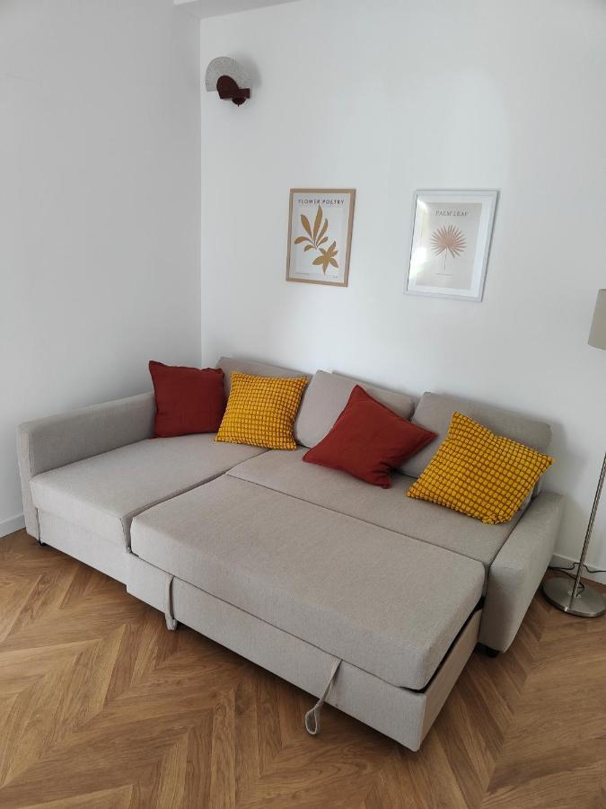 Elegante Bilocale A Milano Con Balcone Apartment Ngoại thất bức ảnh