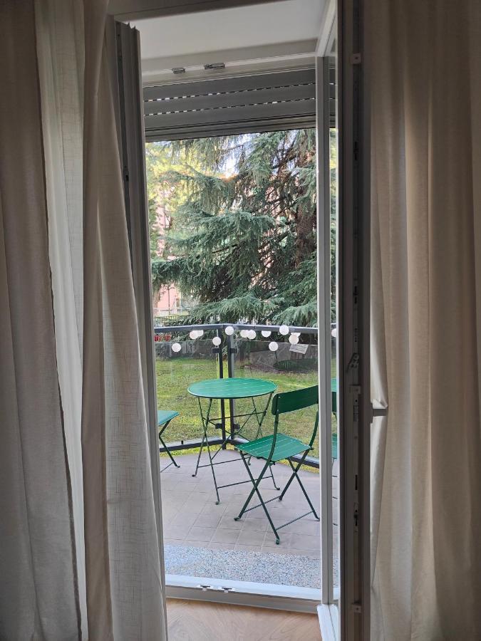 Elegante Bilocale A Milano Con Balcone Apartment Ngoại thất bức ảnh