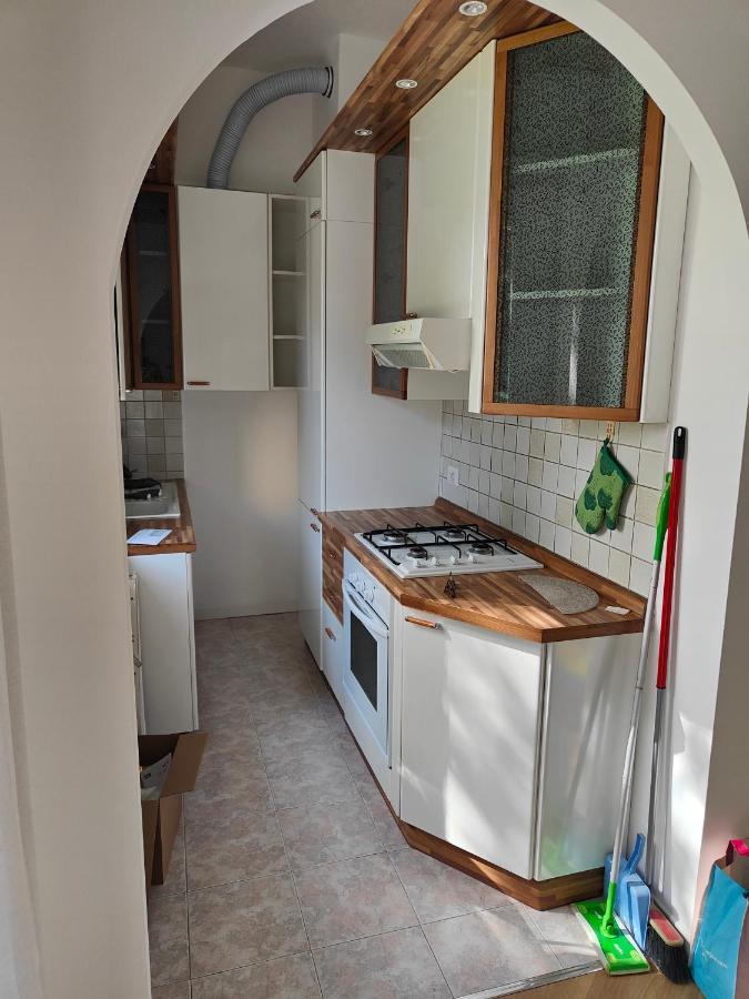 Elegante Bilocale A Milano Con Balcone Apartment Ngoại thất bức ảnh